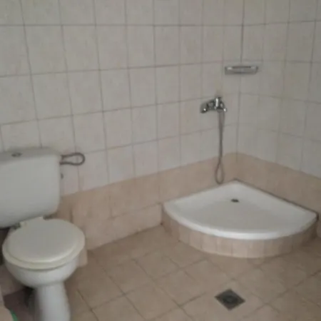 Estia Aparthotel *