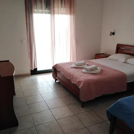 Estia Aparthotel *