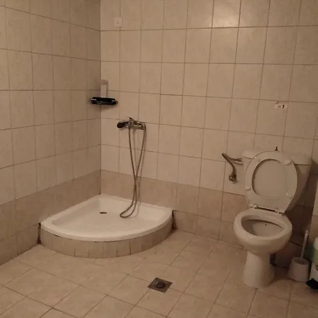 Estia Aparthotel *